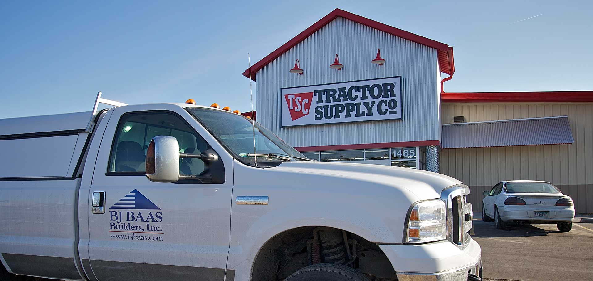 Tractor-Supply-with-truck
